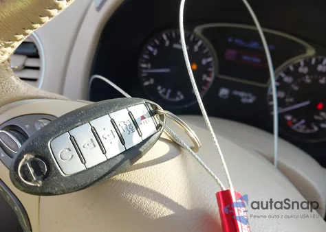 2013 Nissan Pathfinder Sl z USA, uszkodzony, nr VIN 5N1AR2MM0DC659067